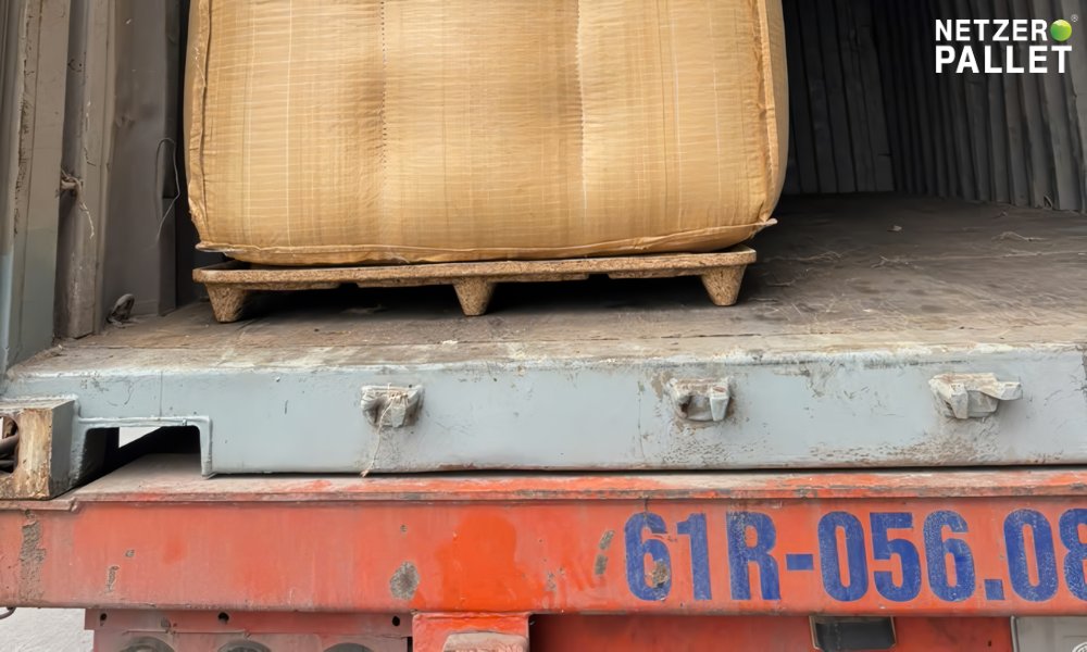 Ứng dụng của pallet dừa trong vận chuyển hàng dễ vỡ